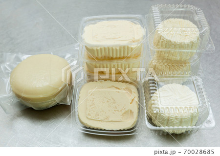packaging of cheese and butter packaging of cheese and butter 70028685