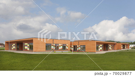 Elementary School Building Exterior 70029877