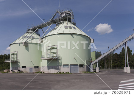Power Plant Exterior, storage tanks 70029971