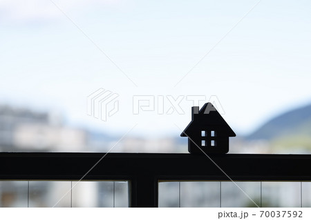 木製の可愛いおうち 木製の可愛いおうち 70037592