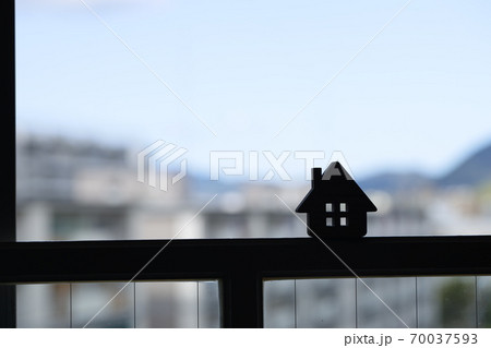 木製の可愛いおうち 木製の可愛いおうち 70037593