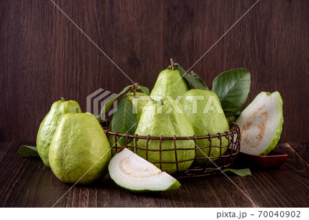 グアバ フルーツ 果物 70040902