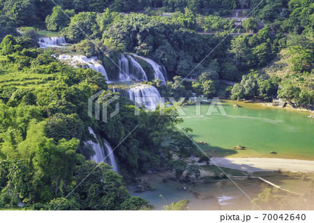 Ban Gioc - Detian waterfall in Cao Bang, Vietnam 70042640