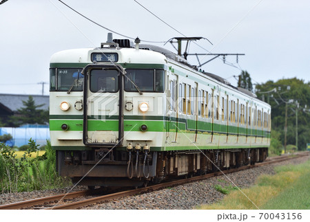 越後線　粟生津－分水　JR東日本　115系　N35編成（新潟） 70043156