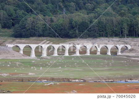幻の橋、タウシュベツ川橋梁 幻の橋、タウシュベツ川橋梁 70045020