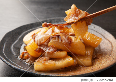 豚バラ大根 70045208