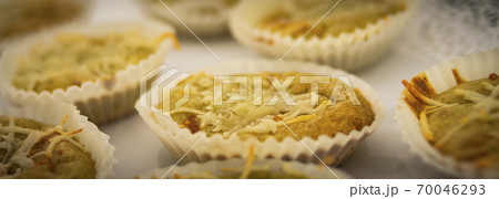 Tasting tart in production for catering Tasting tart in production for catering 70046293