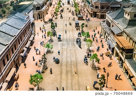 明治時代の銀座の街並み　ミニチュア 70048669