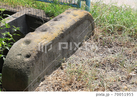 さいたま市くらしの博物館民家園にある旧中山道金比羅橋の欄干 70051955