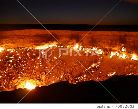 ダルヴァザ 地獄の門 70052602