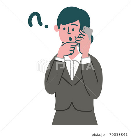 スーツ　女性　士業　携帯電話　スマホ　考えている 70053341