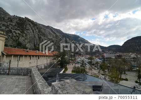 アルバニア ティラナ アルバニア ティラナ 70055311