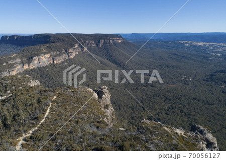 Mountain range and valley on a clear cloudless day in The Blue Mountains in New South Wales in Australia 70056127