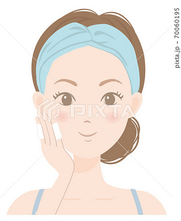 女性スキンケアA_13　パッティングをする女性 70060195