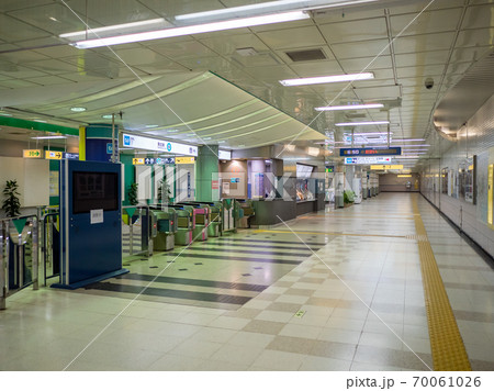 地下鉄の駅構内　本駒込駅 70061026