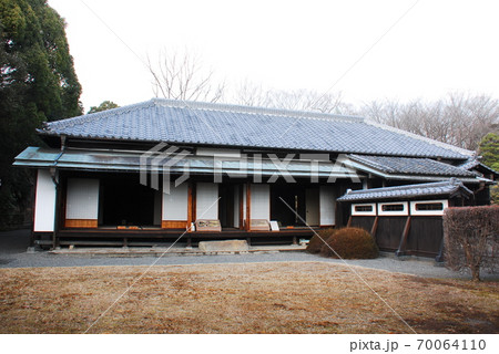 富士市指定有形文化財「旧松永家住宅」全景(静岡県富士市) 富士市指定有形文化財「旧松永家住宅」全景(静岡県富士市) 70064110