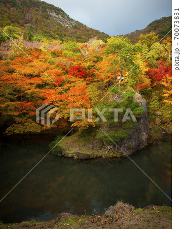 新潟県佐渡市 佐渡島 紅葉山公園 70073831