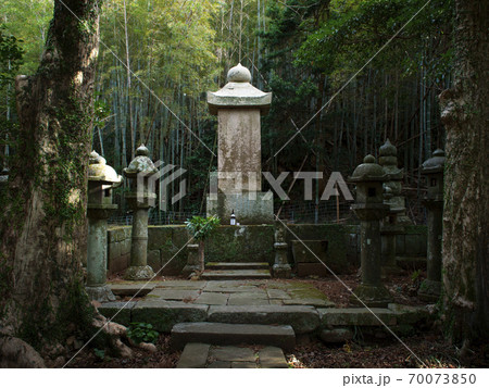 長崎県 平戸市 松浦隆信の墓 70073850