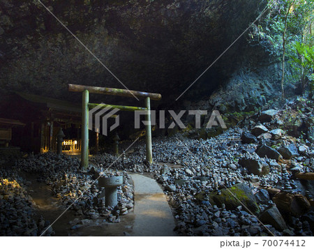 高千穂　天安河原 70074412