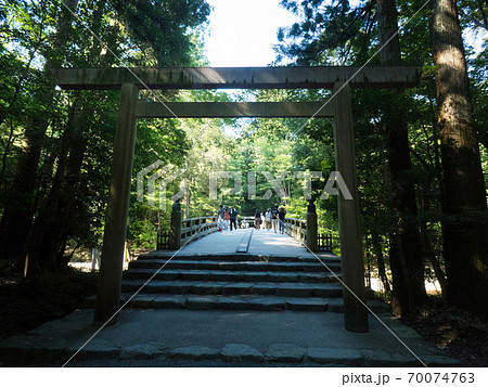 三重県 伊勢神宮 内宮 風日祈宮につながる橋 三重県 伊勢神宮 内宮 風日祈宮につながる橋 70074763