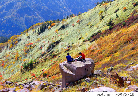 麗しき北アルプス　その2010　：　紅葉の焼岳　その2010   ：　 紅葉と北アルプス　2010 70075719