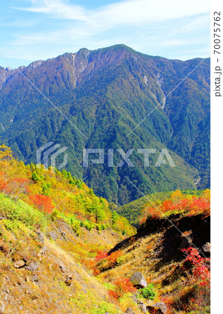 麗しき北アルプス　その2010　：　紅葉の焼岳　その2010   ：　 紅葉と北アルプス　2010 70075762
