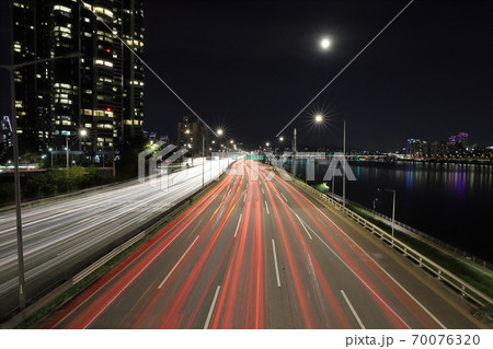 道路 川沿い 江辺北路 70076320