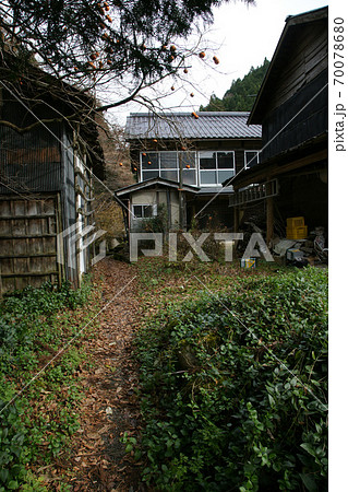 鳥取　四季の散歩　板井原集落 70078680