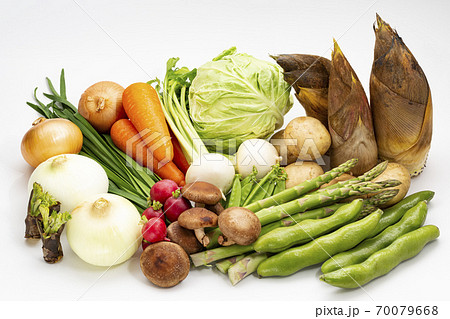 春野菜いろいろ_タケノコやアスパラなど 70079668