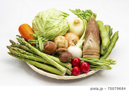 春野菜いろいろ_タケノコやアスパラなど 70079684