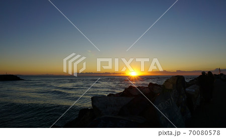 夕日 70080578