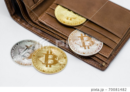 Bitcoin leather wallet 70081482