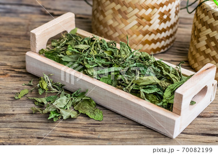 Dry stevia leaf 70082199