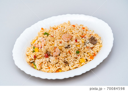 調理前の冷凍エビピラフ 調理前の冷凍エビピラフ 70084598