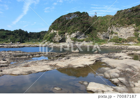 三浦・岩礁の道　劒崎ー片谷海岸　海食台 70087187
