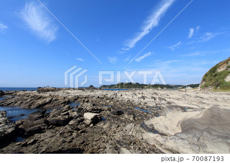 三浦・岩礁の道　劒崎ー片谷海岸　海食台 70087193