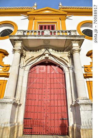 マエストランサ闘牛場、セビリア、スペイン 70088917