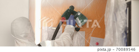 Qualified painter and designer Qualified painter and designer 70089546