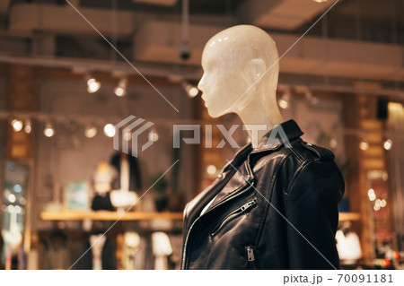 Mannequin in black leather jacket in Fashion Store for shopping, fashion and advertisement Mannequin in black leather jacket in Fashion Store for shopping, fashion and advertisement 70091181