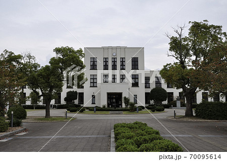 豊郷小学校旧校舎群 校舎正面 70095614