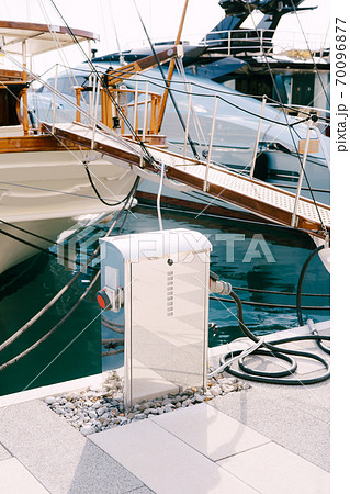 Chrome plated cabinet for marina refueling and water replenishment. Refueling and charging of yachts. Chrome plated cabinet for marina refueling and water replenishment. Refueling and charging of yachts. 70096877