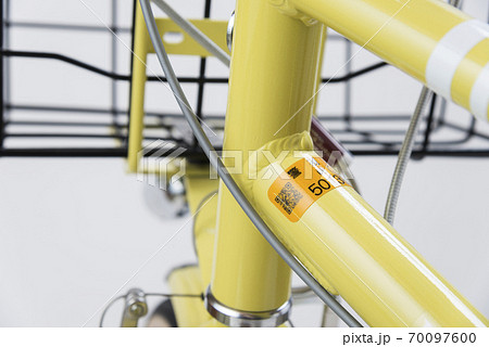 自転車の防犯登録シール 70097600