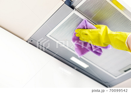 Hand in glove clean aluminium filters extractor Hand in glove clean aluminium filters extractor 70099542