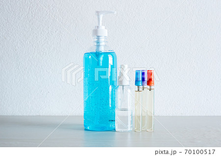Alcohol gel is used for inhibition of bacteria and the virus Covid-19, Virus removal and protection of infections, Virus covid-19 concept. 70100517
