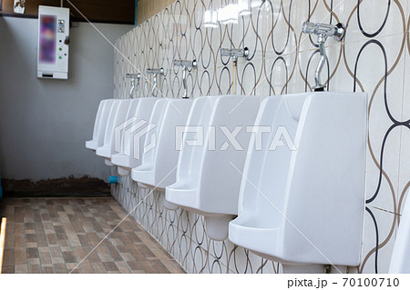 Closeup White Urinals Mens Bathroom Design Stock Photo 727942459