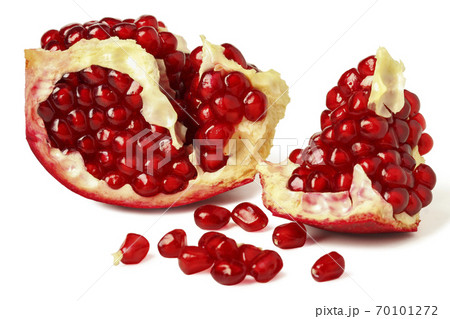 Pieces of ripe pomegranate Pieces of ripe pomegranate 70101272