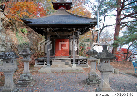 福島市　岩谷観音堂は江戸時代に再建された 70105140