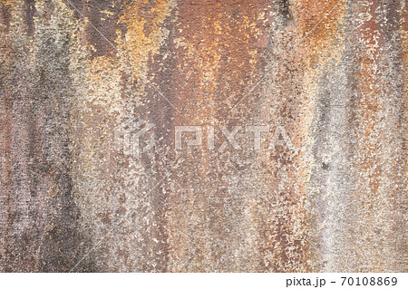 コンクリート壁 鉄サビで変色した背景素材 A 2 1の写真素材