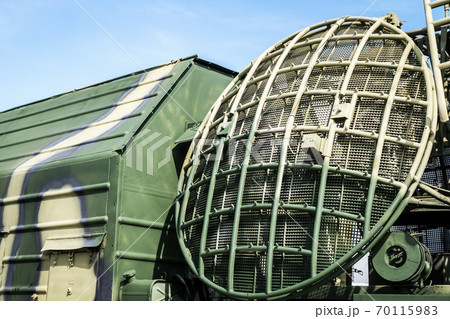 radar control antenna on multiple launch rocket system weapons 70115983