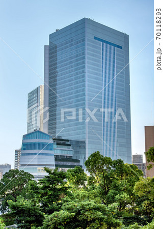 横浜市役所新庁舎と横浜アイランドタワー 70118293